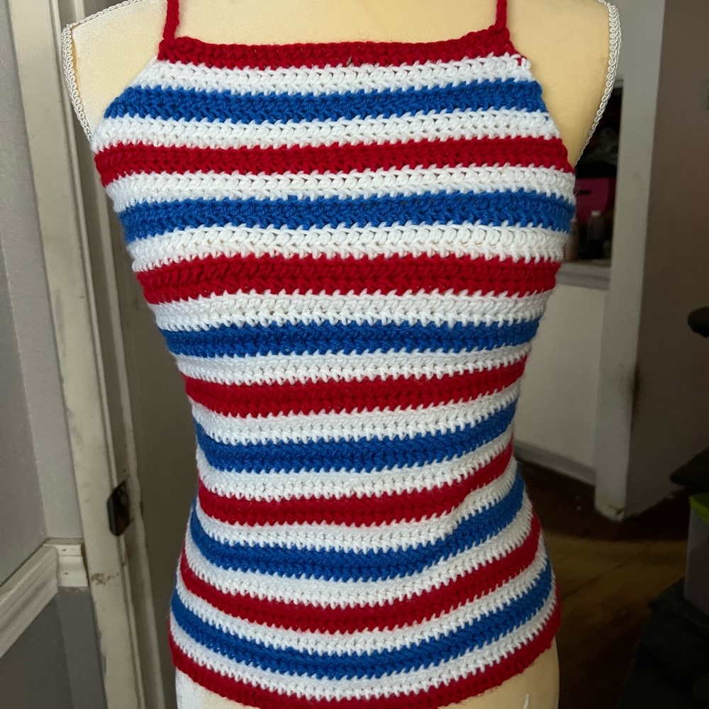 Fitted Red and White Ribbed Tank Top